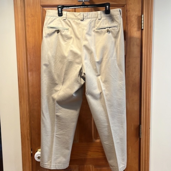 Tommy Hilfiger men khaki pants size 36 /30. - Picture 3 of 9